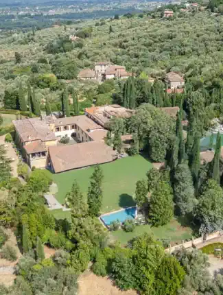 Domaine "Villa Dell’Arte" de 990 hectares en Toscane