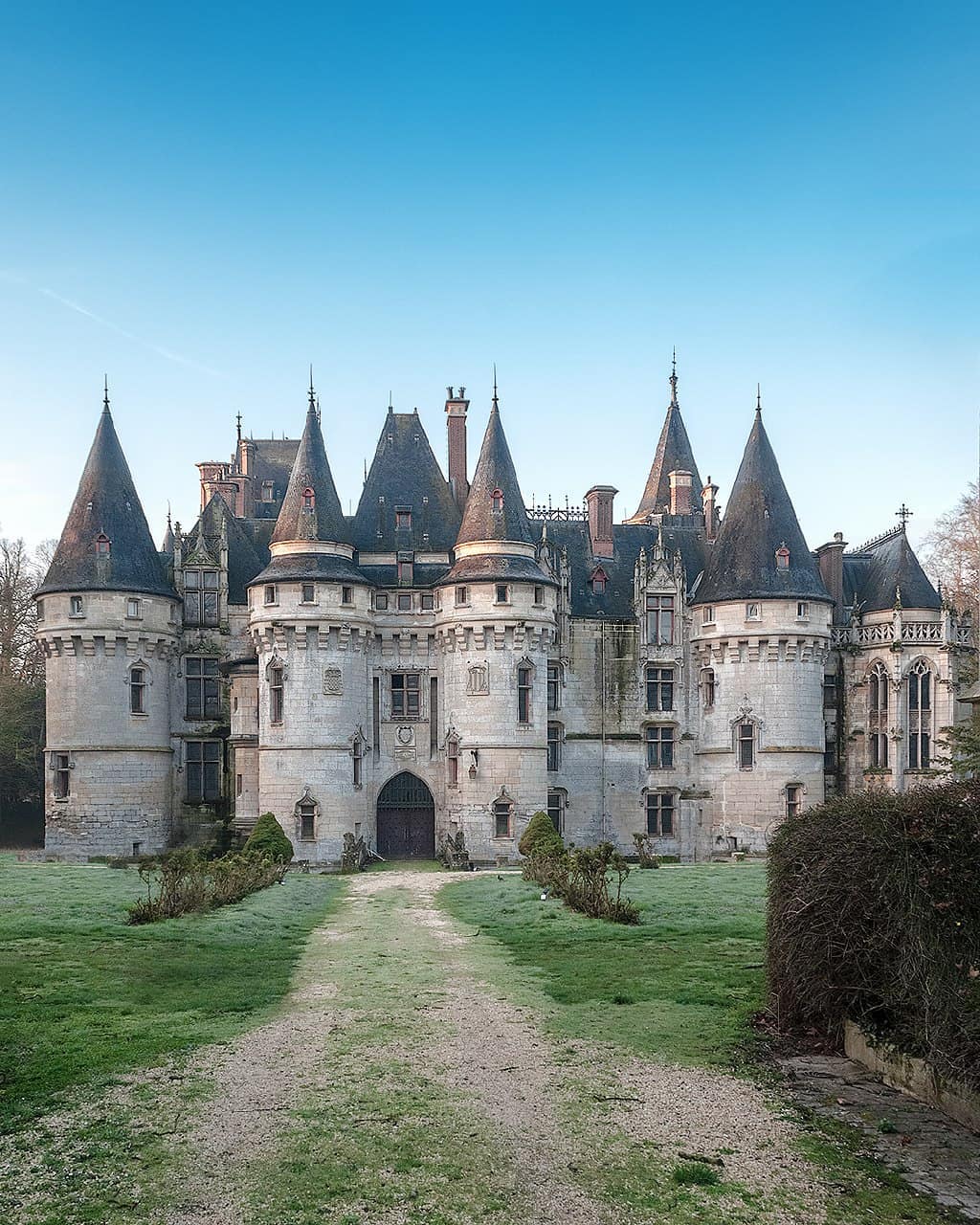 Schloss in Vigny, Voderansicht