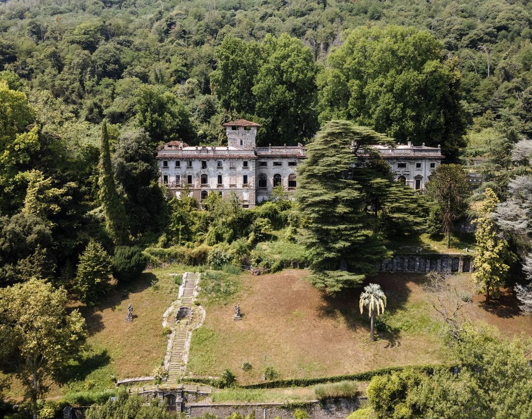 Verlassene Villa in Lesa, Lago Maggiore